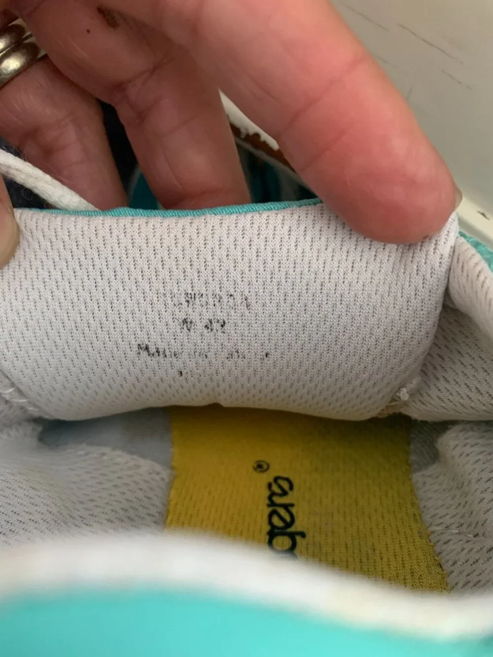 Vibram fivefingers barefoot